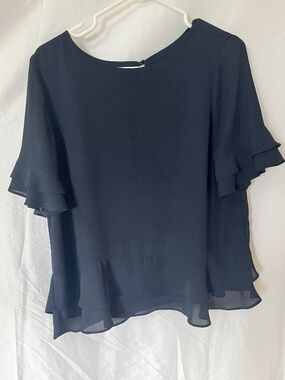 Dex navy blue short sleeved blouse